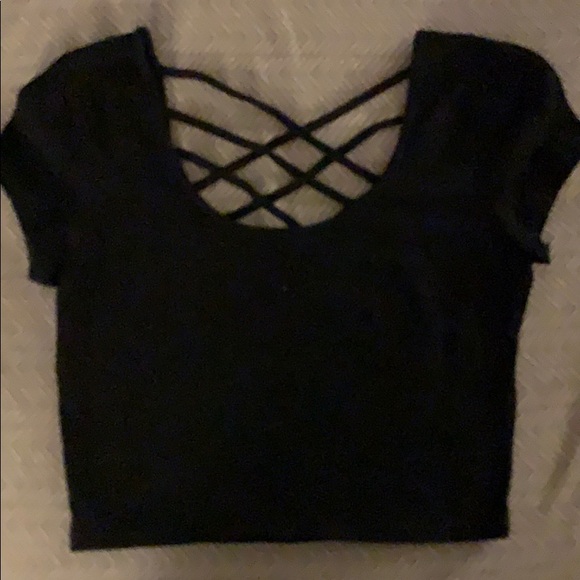 Set of 3 crop tops - Picture 4 of 4